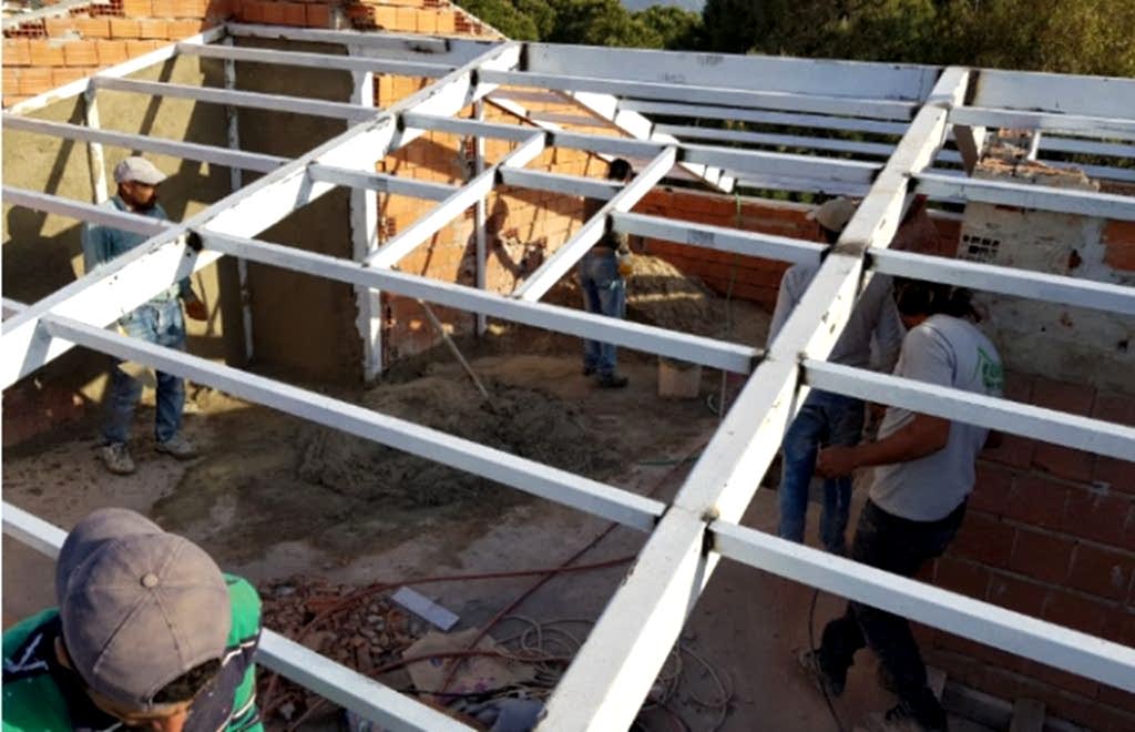 çelik çatı yaşam yeri